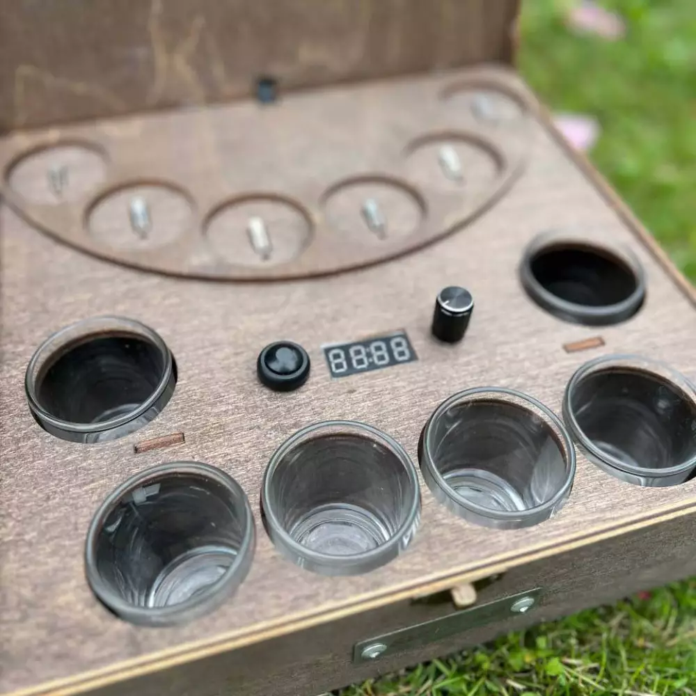 Наливатор на 6 чашек со встроенной батареей