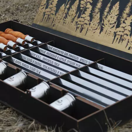 Шампури з дерев’яними ручками та гравіюванням в подарунковій коробці 6 шт